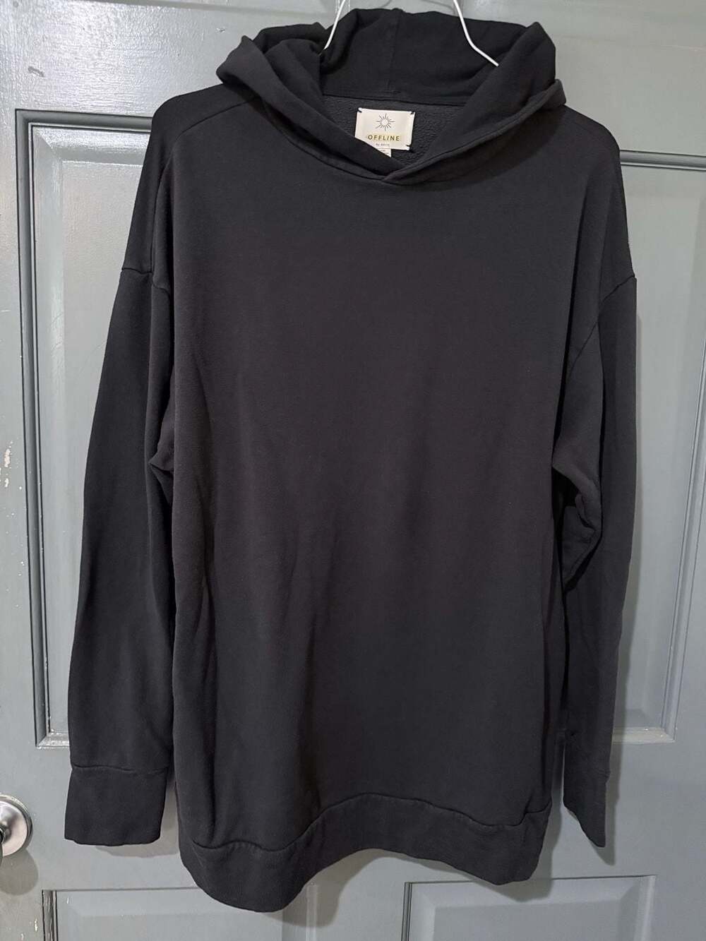 Offline By Aerie Oversized Cozy Hoodie Small Black Thumbholes Pockets